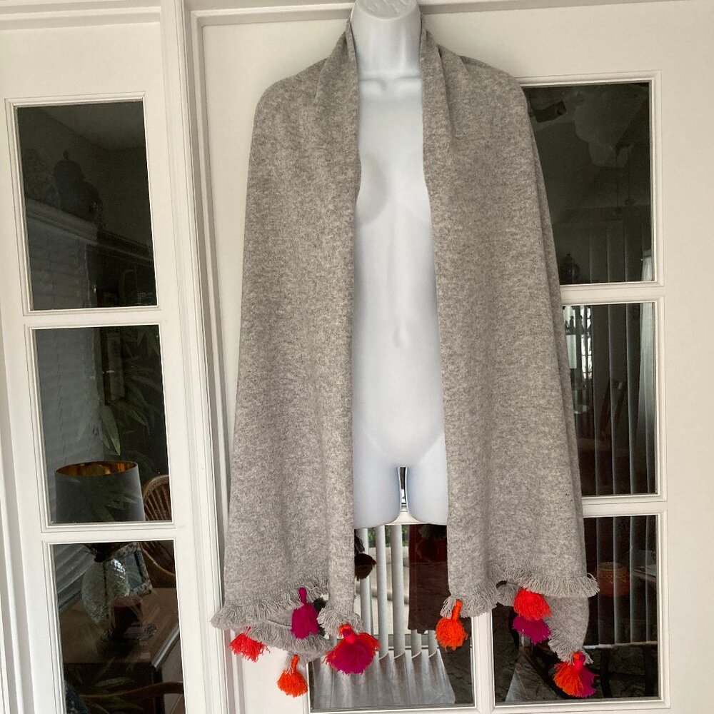 Beryll 100% Cashmere Light Gray Oversized Scarf Wrap Orange & Magenta Pom Poms